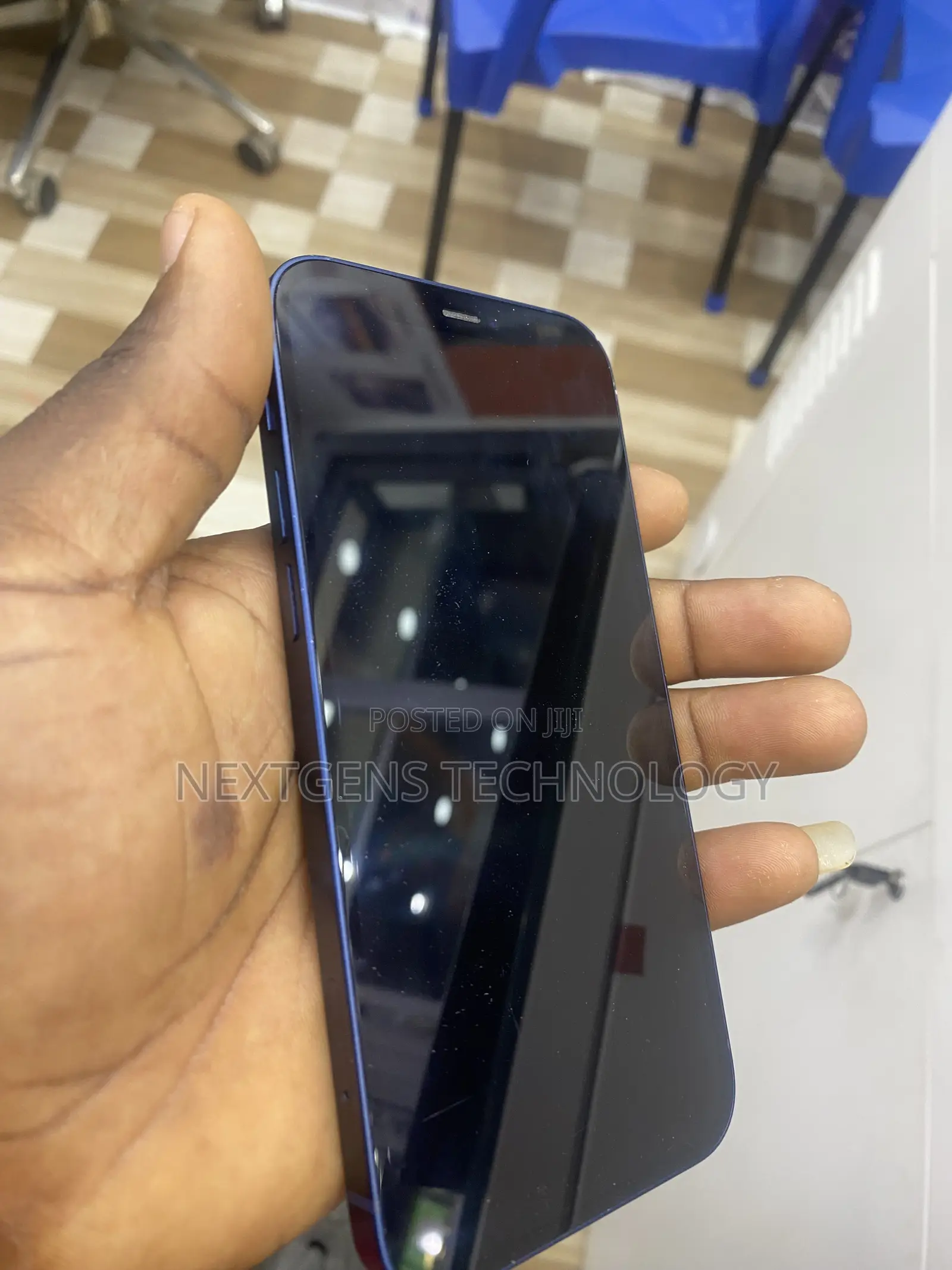 Apple iPhone 12 64 GB Blue