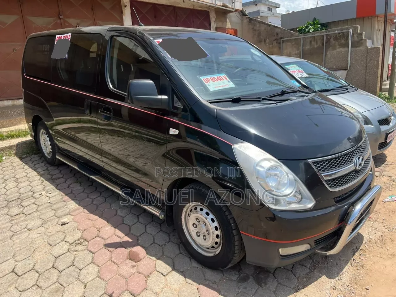 Hyundai H1 2012 Black
