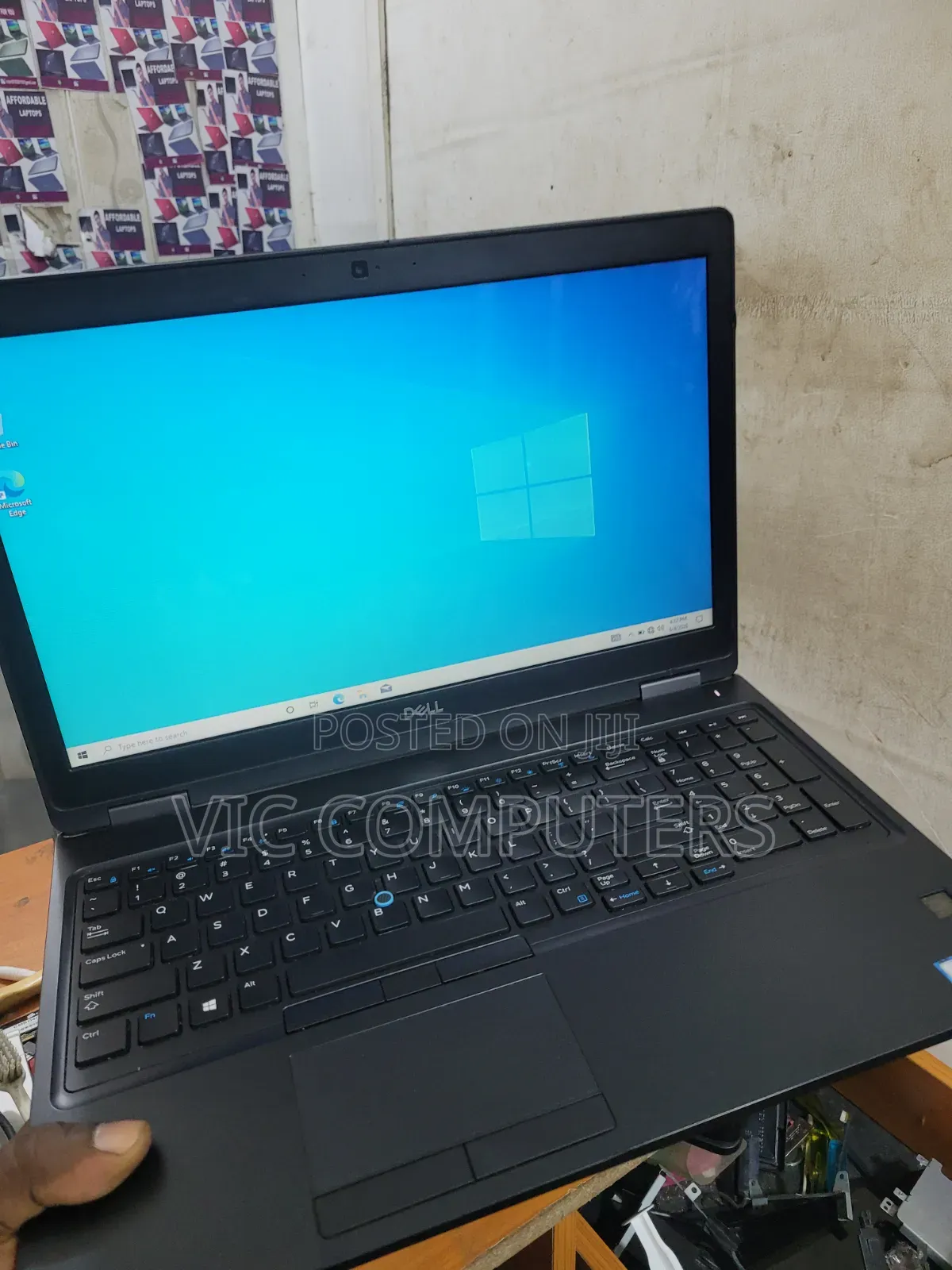 Laptop Dell Latitude 5590 8GB Intel Core i7 SSD 256GB