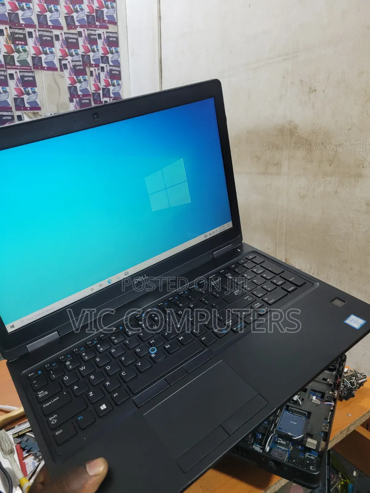 Laptop Dell Latitude 5590 8GB Intel Core i7 SSD 256GB