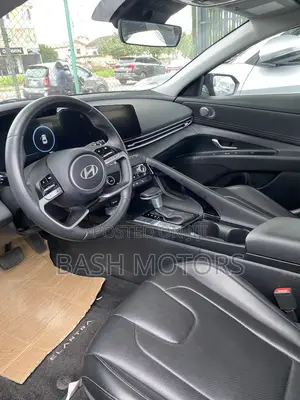 Hyundai Elantra 2025 Black