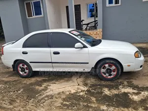 Kia Spectra 2002 White