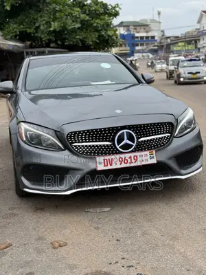 Mercedes-Benz C300 Sport 4Matic Sedan AWD (2.0L 4cyl 7A) 2017 Gray