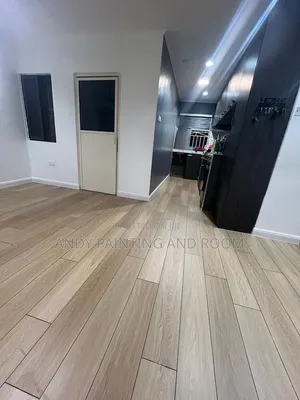 Signature Vinyl Installation – The Premium Choice