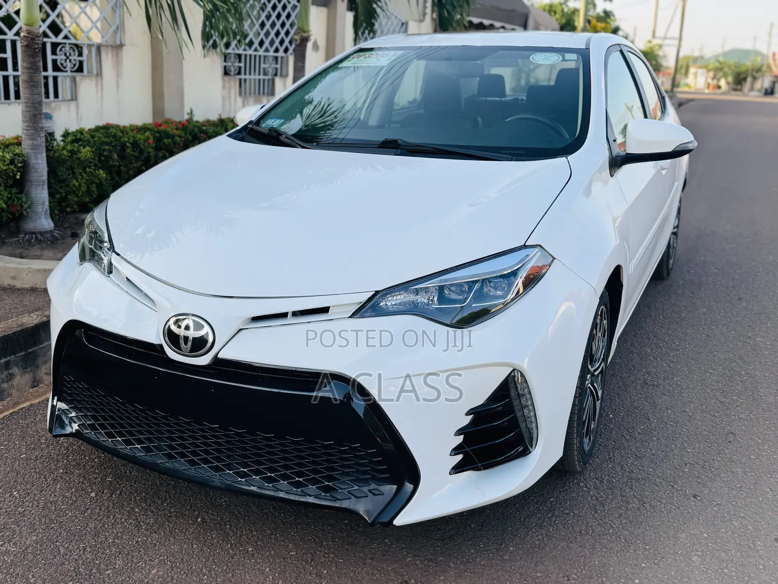 Toyota Corolla S Plus 4dr Sedan (1.8L 4cyl CVT) 2016 White