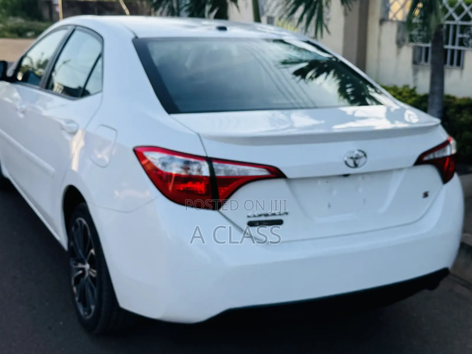 Toyota Corolla S Plus 4dr Sedan (1.8L 4cyl CVT) 2016 White
