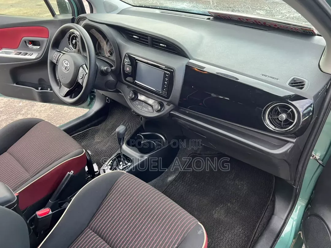 Toyota Vitz 1.3 AWD 3dr 2017 Green