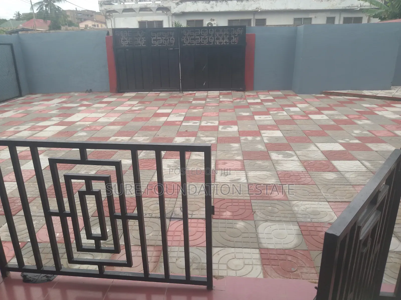 2bdrm Apartment in Dansoman for rent