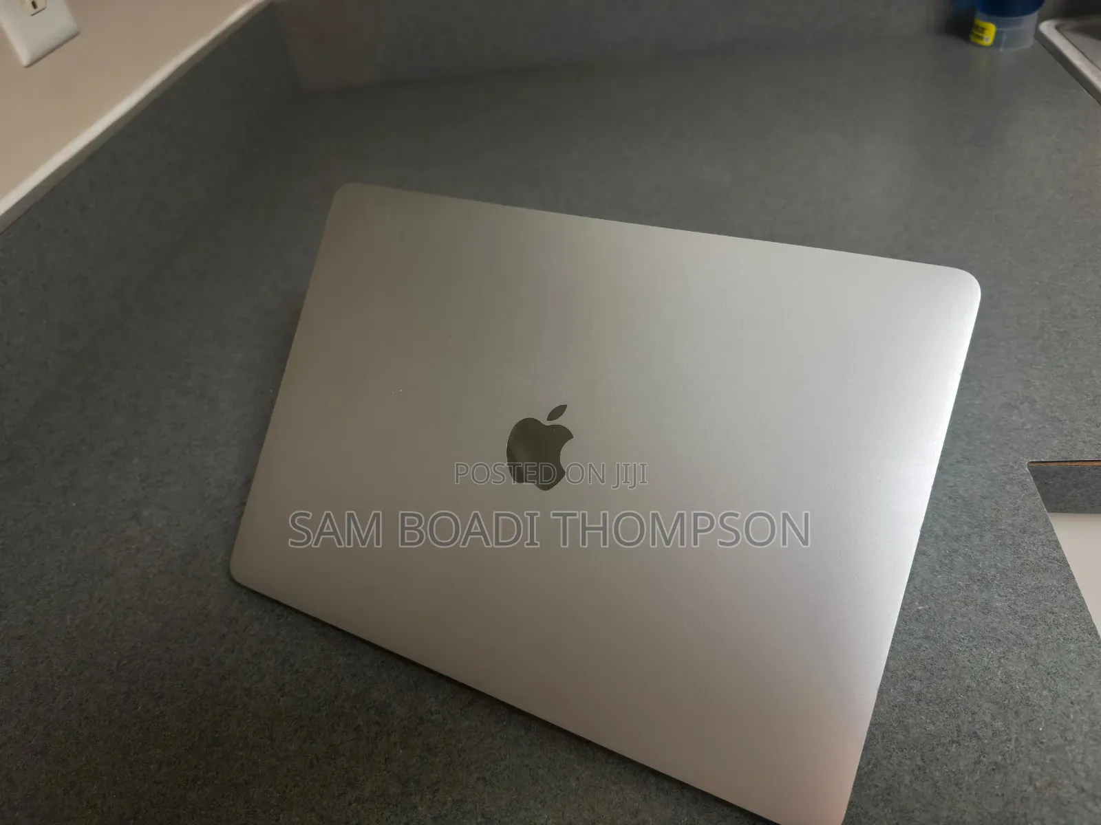 Laptop Apple MacBook Pro 2020 8GB Intel Core i7 SSD 256GB