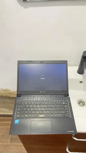 Laptop 4GB Intel Celeron HDD+SSD 128GB