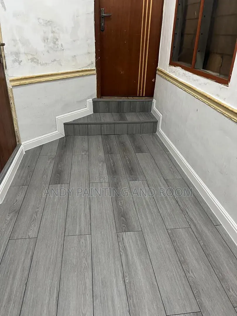 Residential Vinyl Flooring Specialists – Free Site Quotes