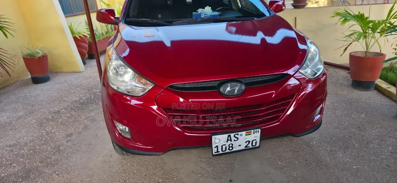 Hyundai Tucson 2012 Red