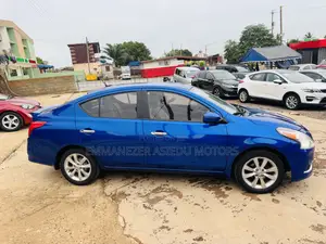 Toyota Vitz 1.3 AWD 5dr 2015 Blue
