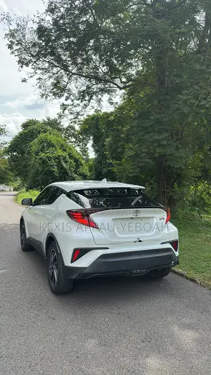 Toyota C-HR 2021 White
