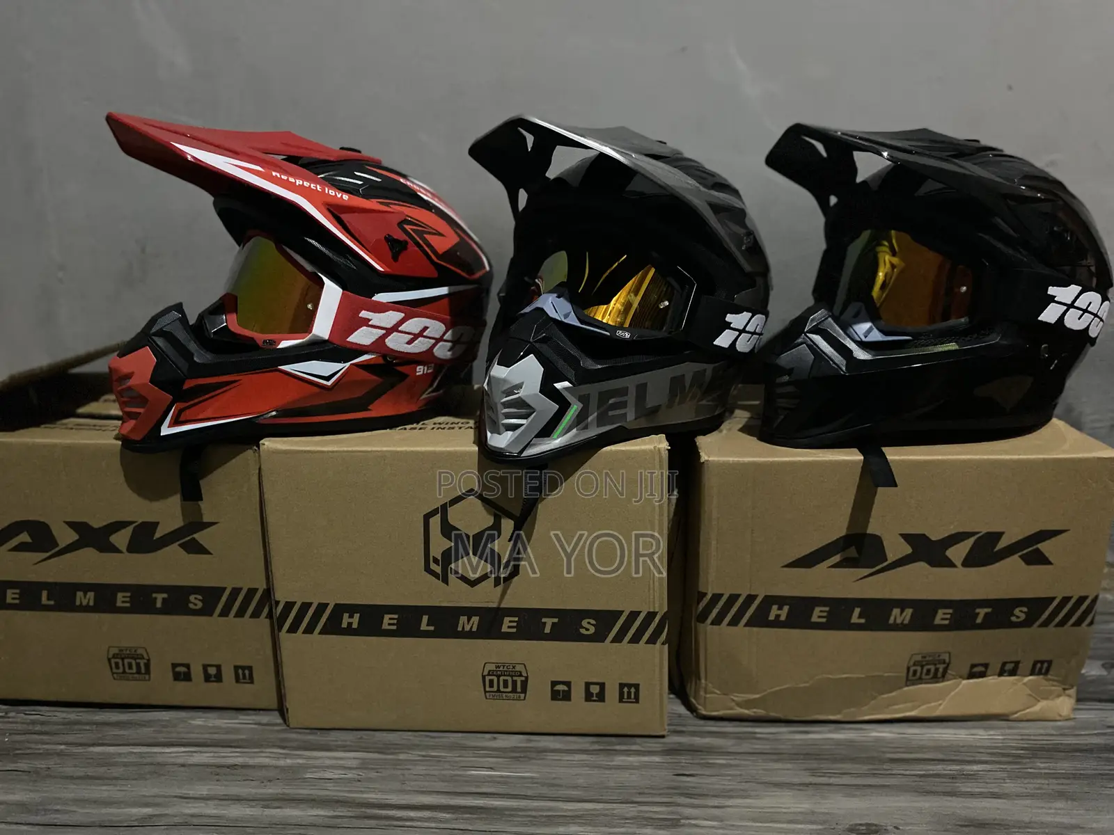 Axk Helmet