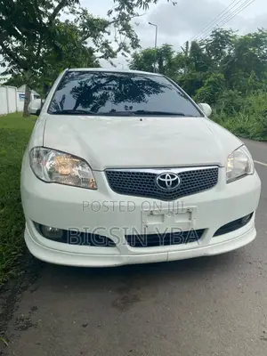 Toyota Vios 2010 White