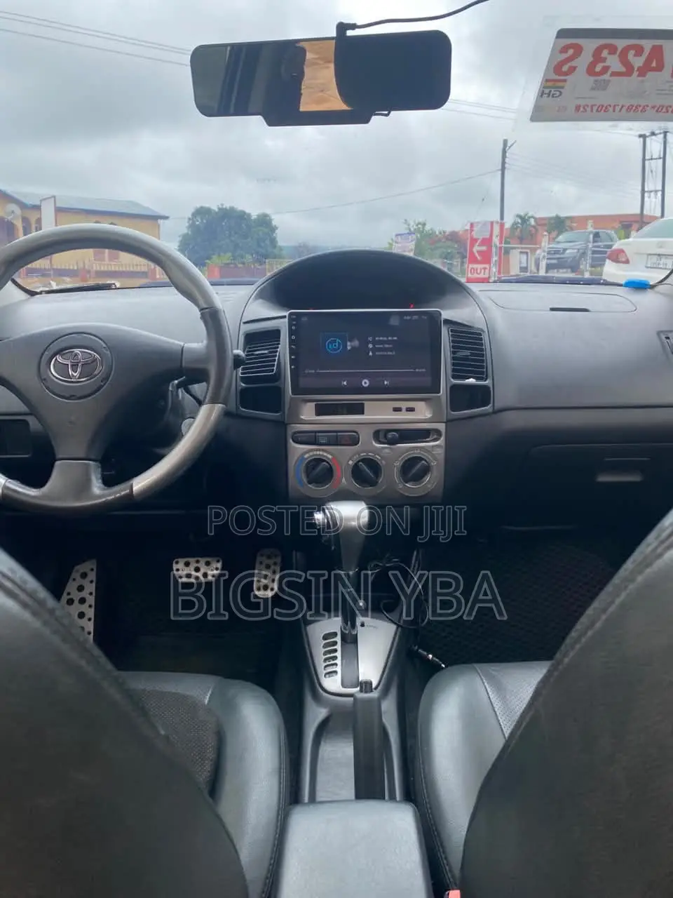 Toyota Vios 2010 White
