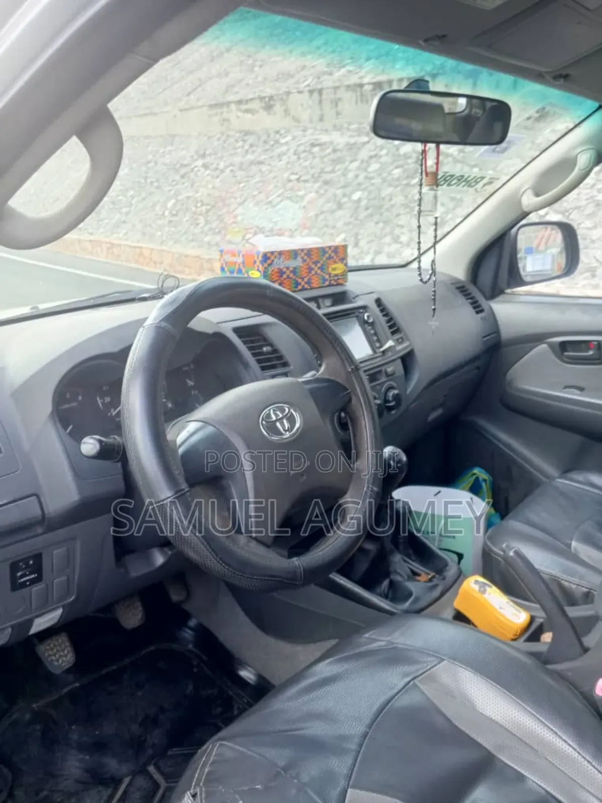 Toyota Regius 2014 Silver