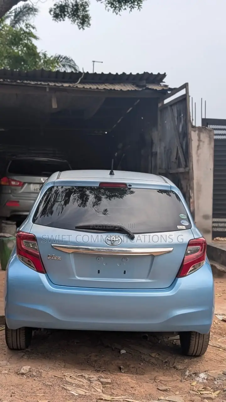 Toyota Vitz 1.5 FWD 5dr 2016 Blue