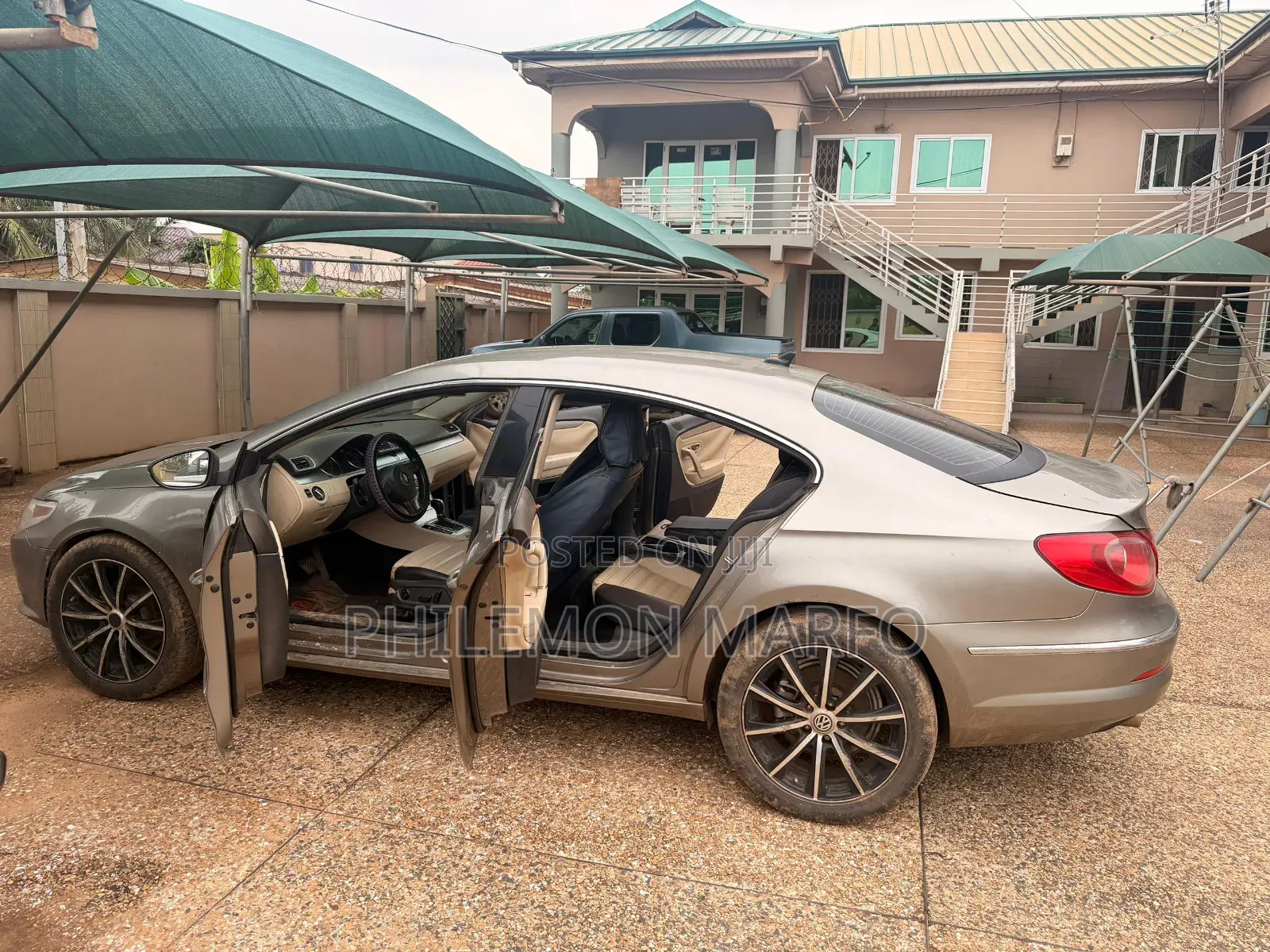 Volkswagen CC 2.0 Luxury Limited 2011 Gold