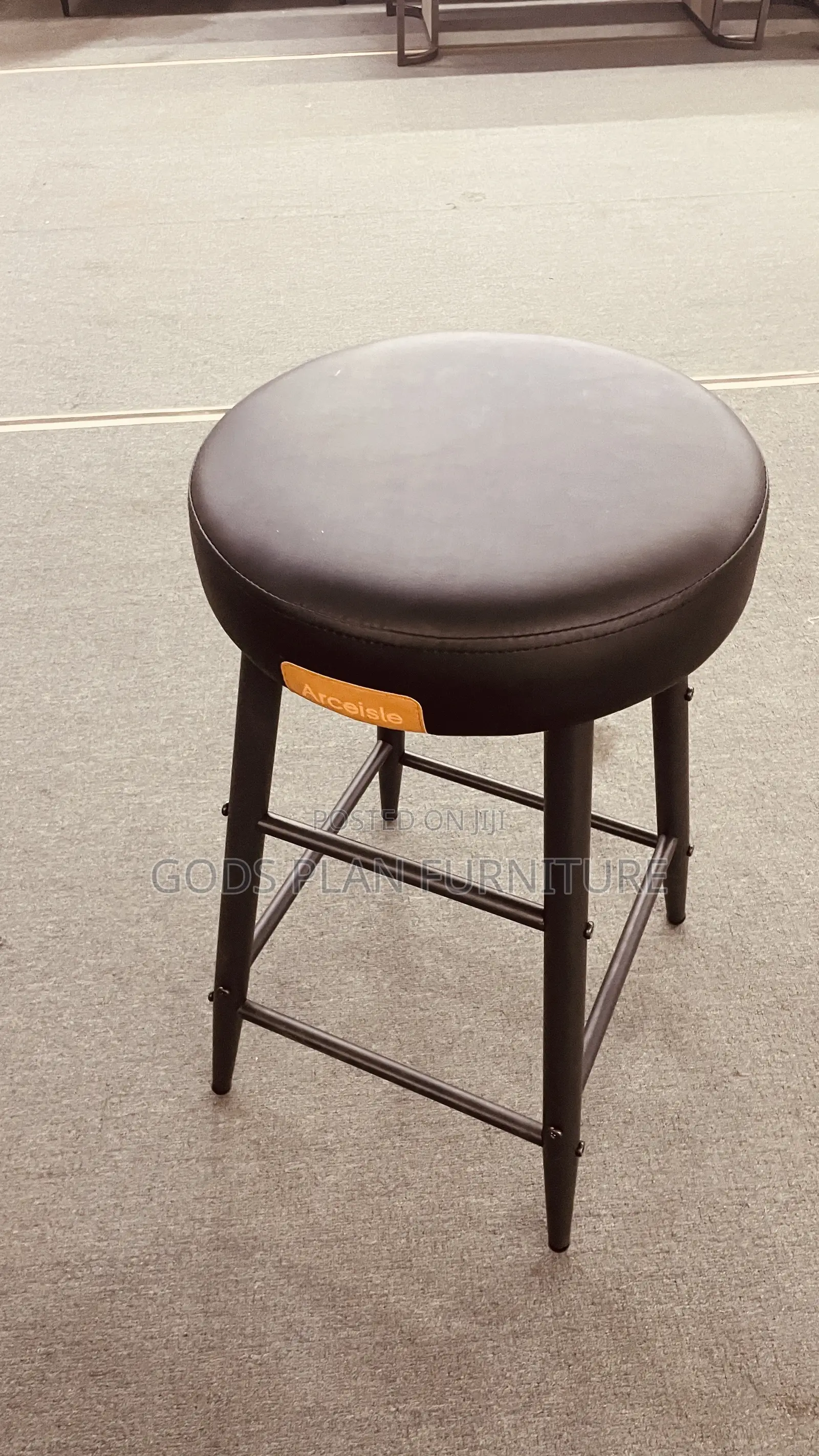 Bar Stool ( Rg 002)