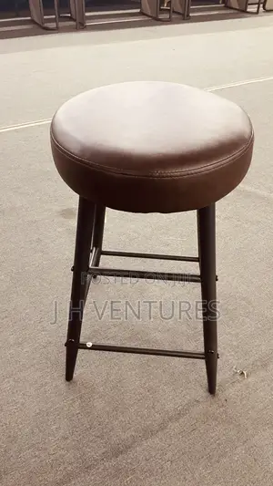 Bar Stool ( Rg 002)