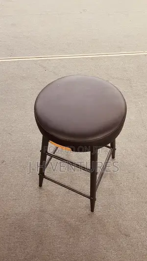 Bar Stool ( Rg 002)
