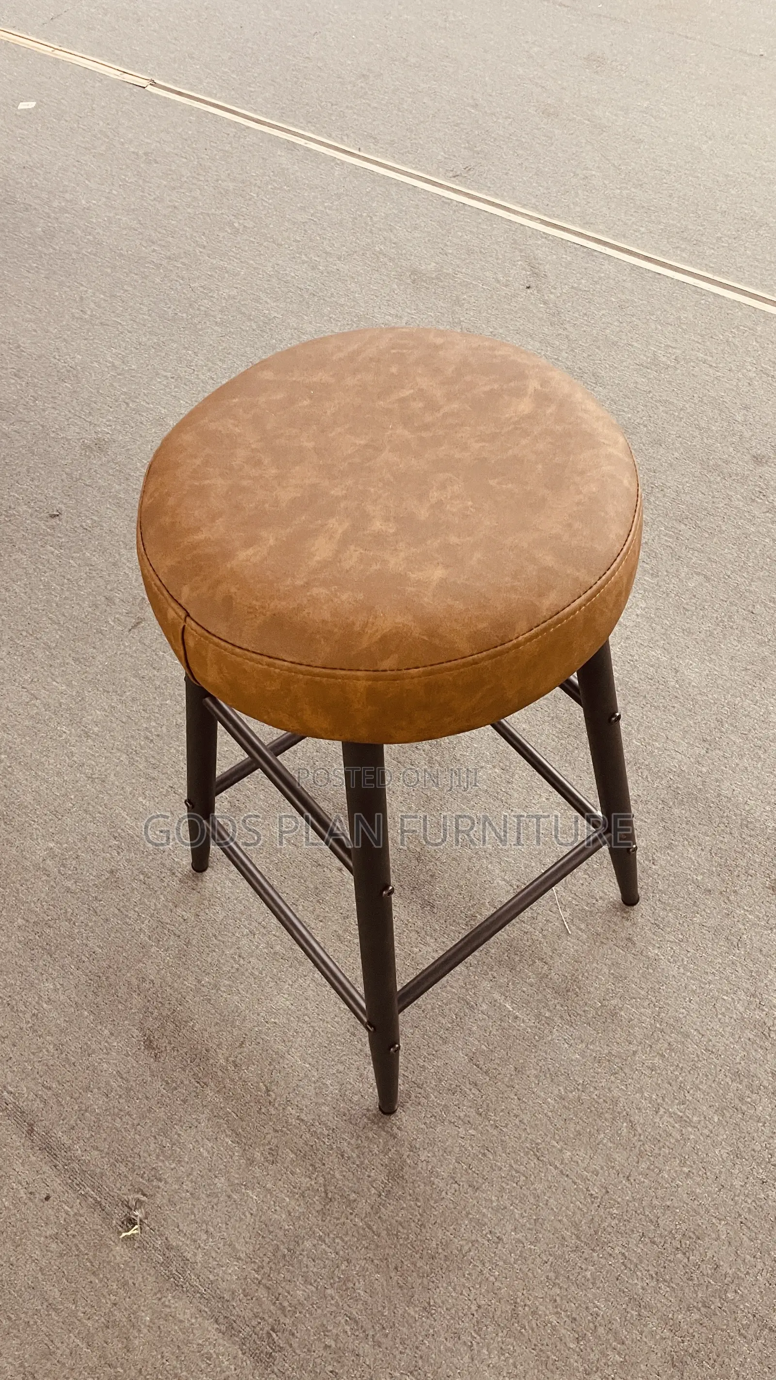 Bar Stool ( Rg 002)