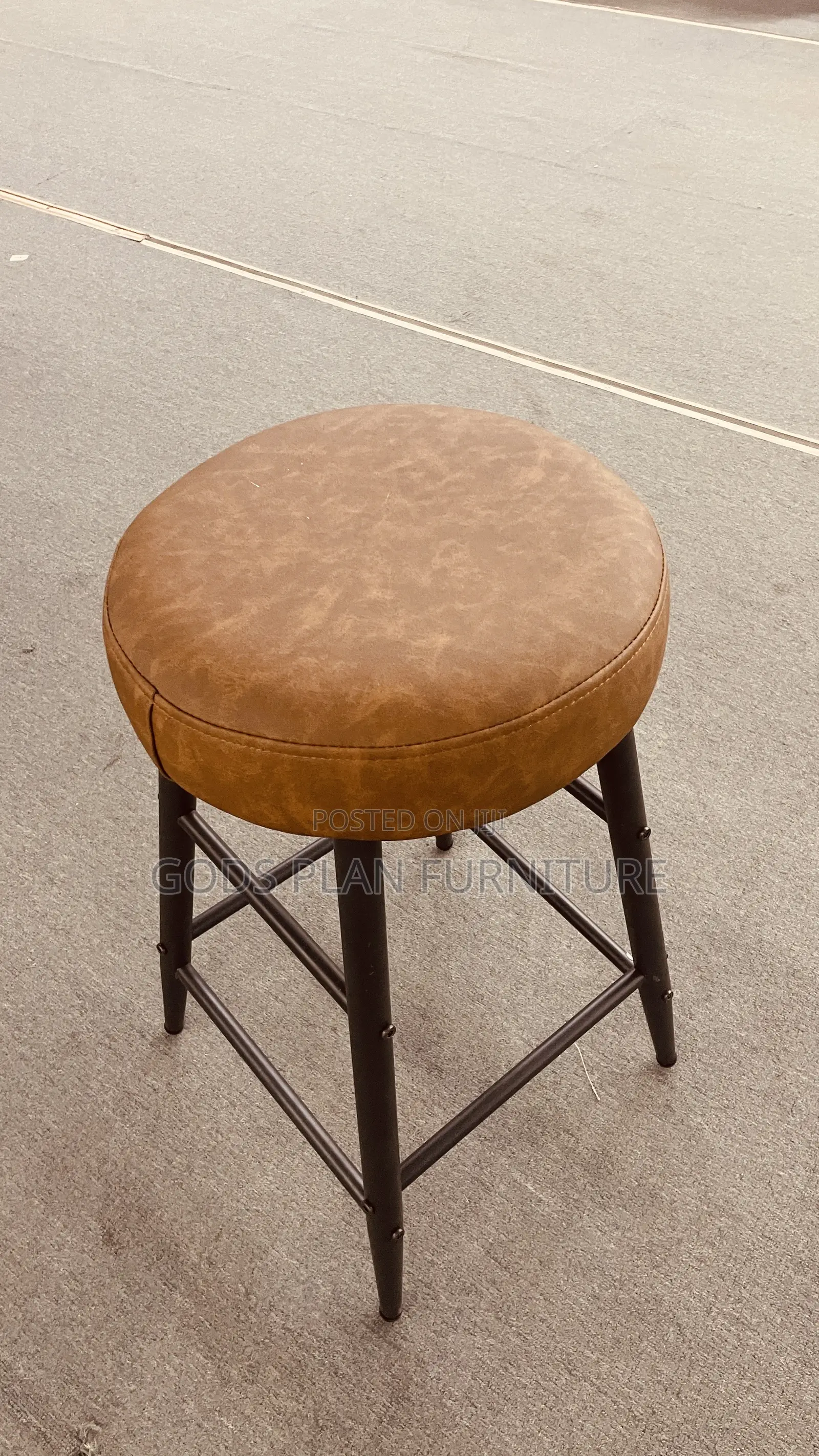 Bar Stool ( Rg 002)