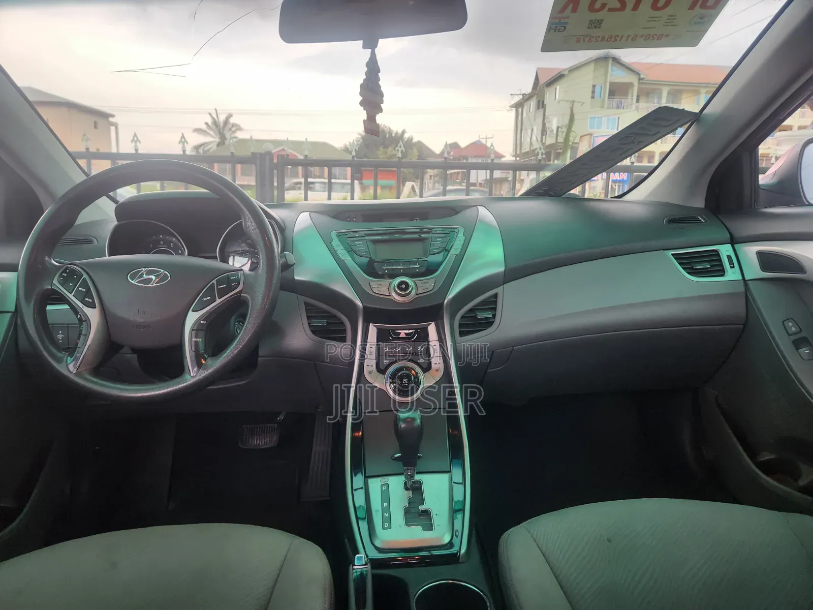 Hyundai Elantra SE Coupe FWD (1.8L 4cyl 6A) 2013 Red