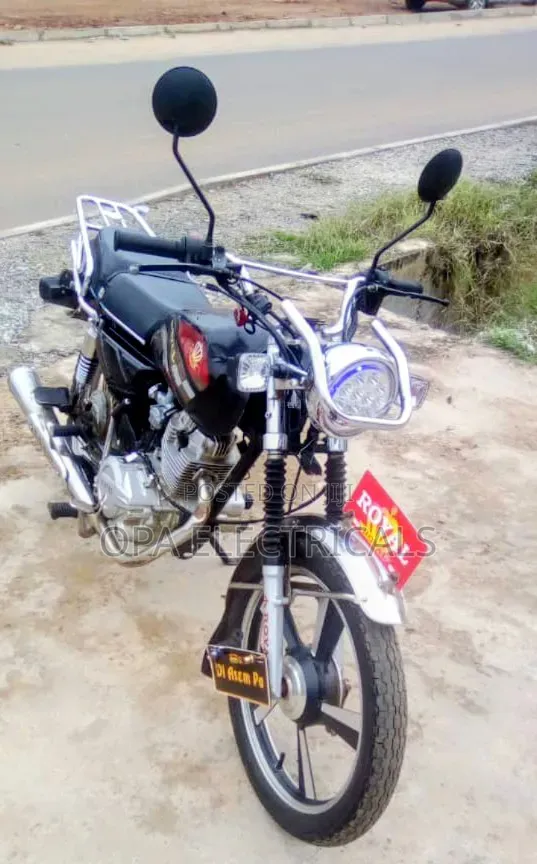 Royal RY125 2021 Black