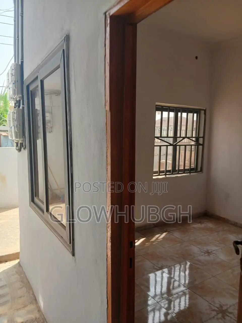 Mini Flat in Comm 25, Community 25 for rent