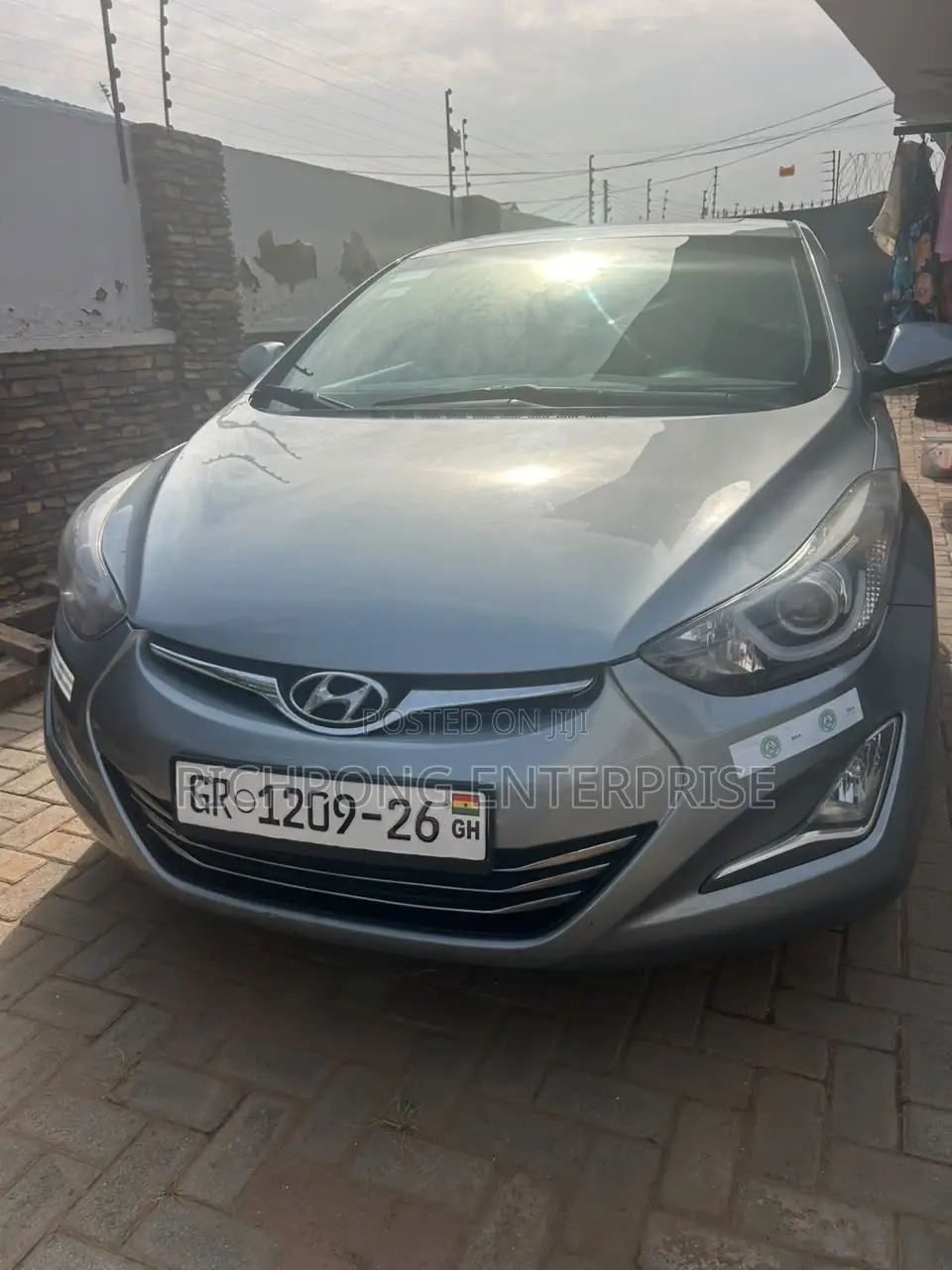 Hyundai Elantra Limited Sedan FWD (1.8L 4cyl 6A) 2016 Gray
