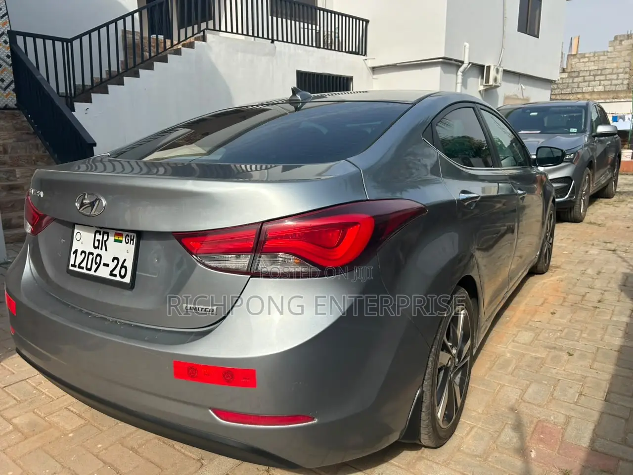 Hyundai Elantra Limited Sedan FWD (1.8L 4cyl 6A) 2016 Gray