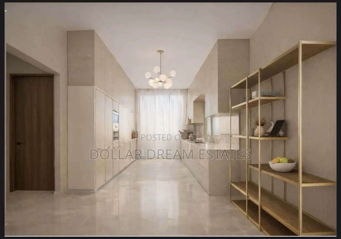 5bdrm House in East Legon for sale