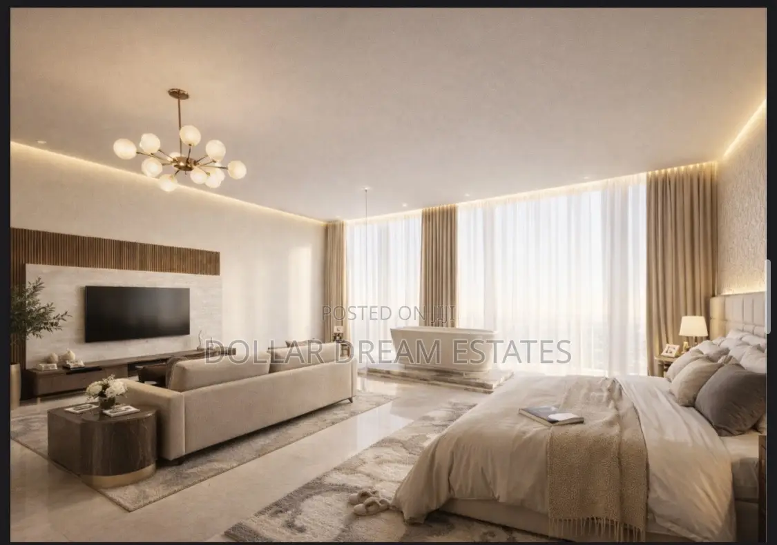 5bdrm House in East Legon for sale