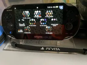 Play Station Vita With 14games