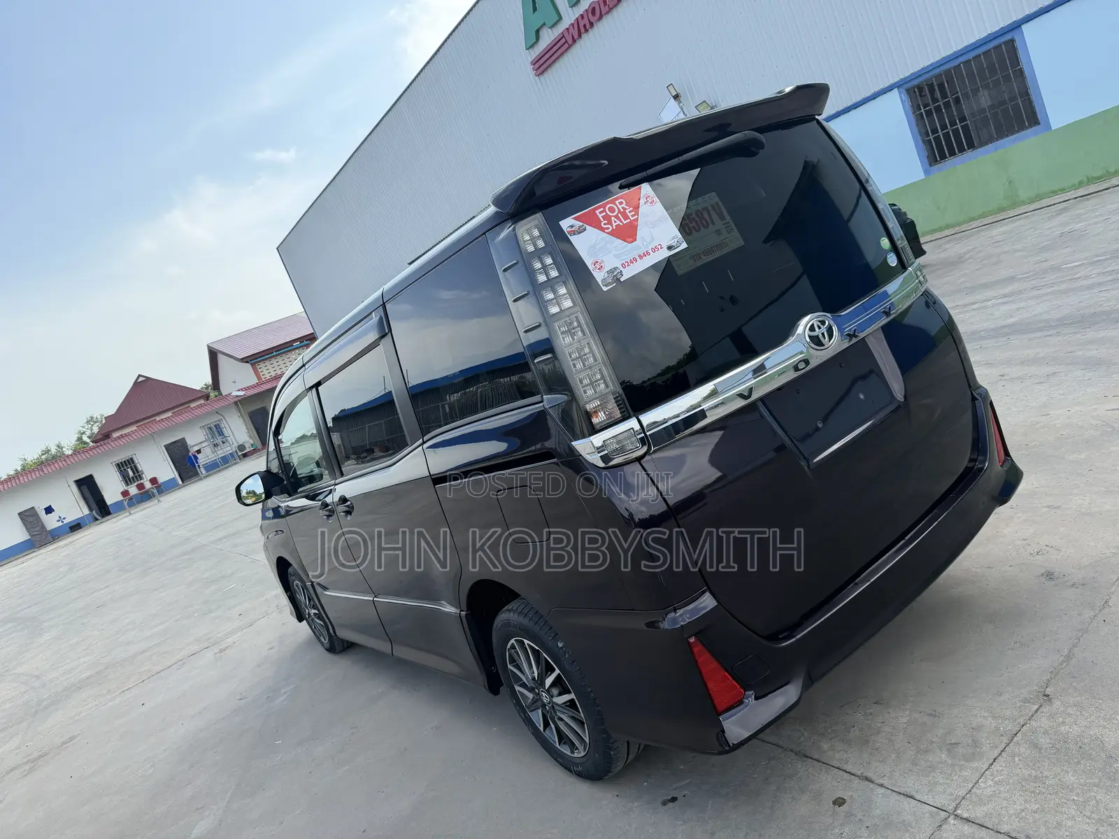 Toyota Voxy 2015 Black
