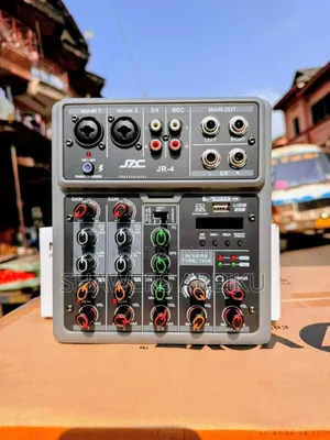 Mixer for Live Podcast