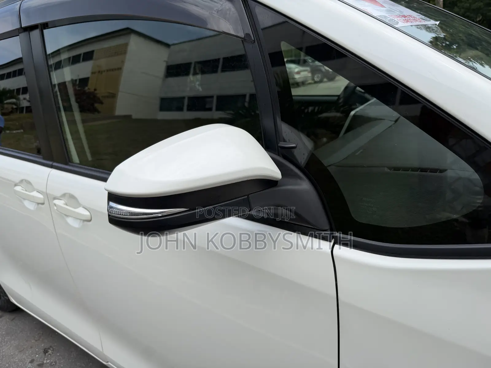 Toyota Voxy 2015 White