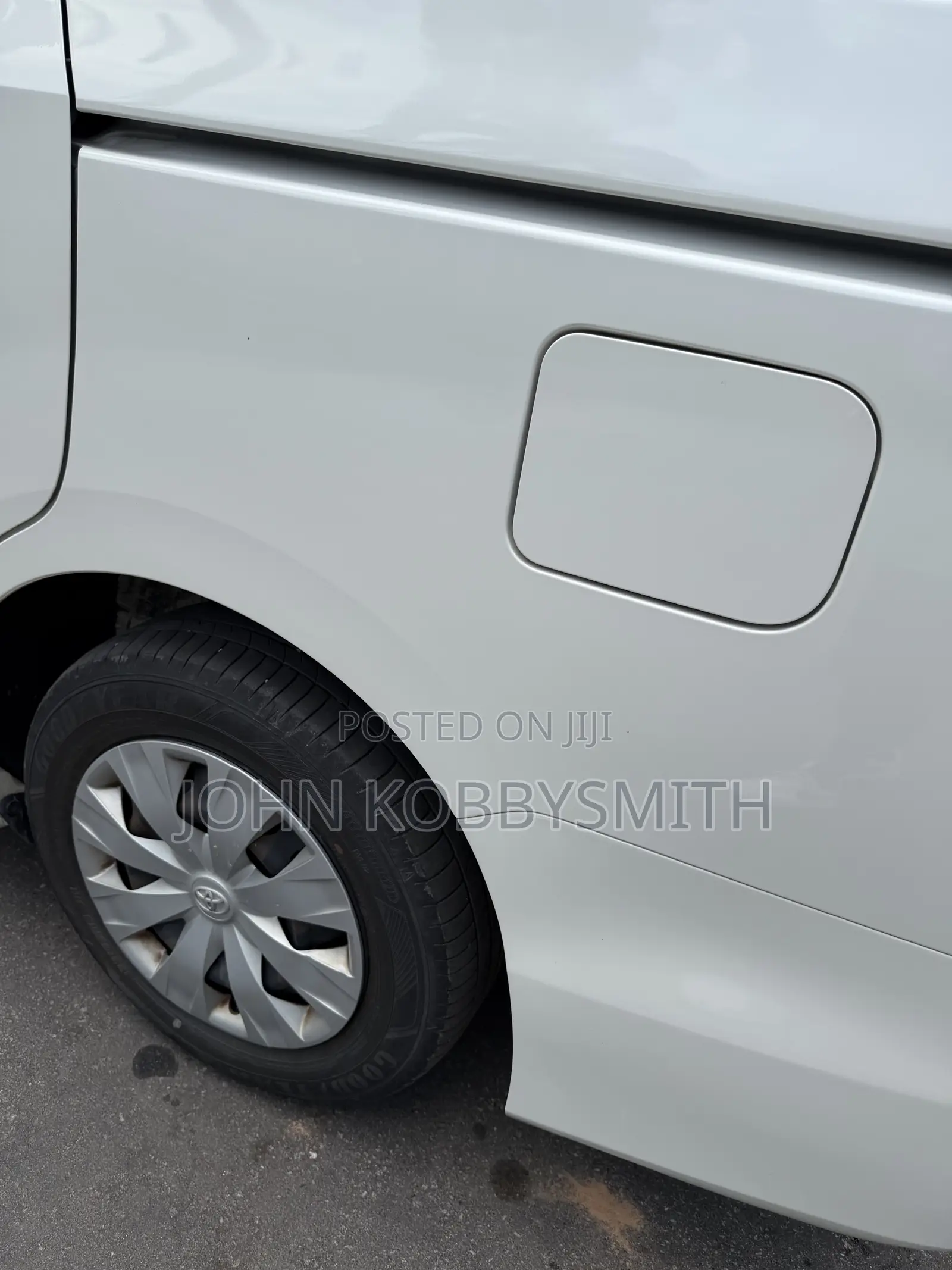 Toyota Voxy 2015 White