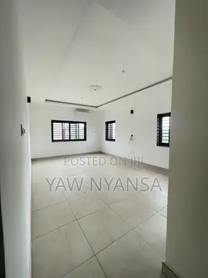 3bdrm Apartment in Bn. Estate, Adenta for rent