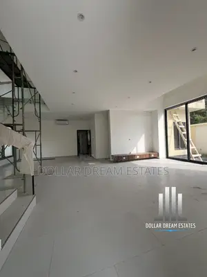 4bdrm House in Adjiriganor for sale