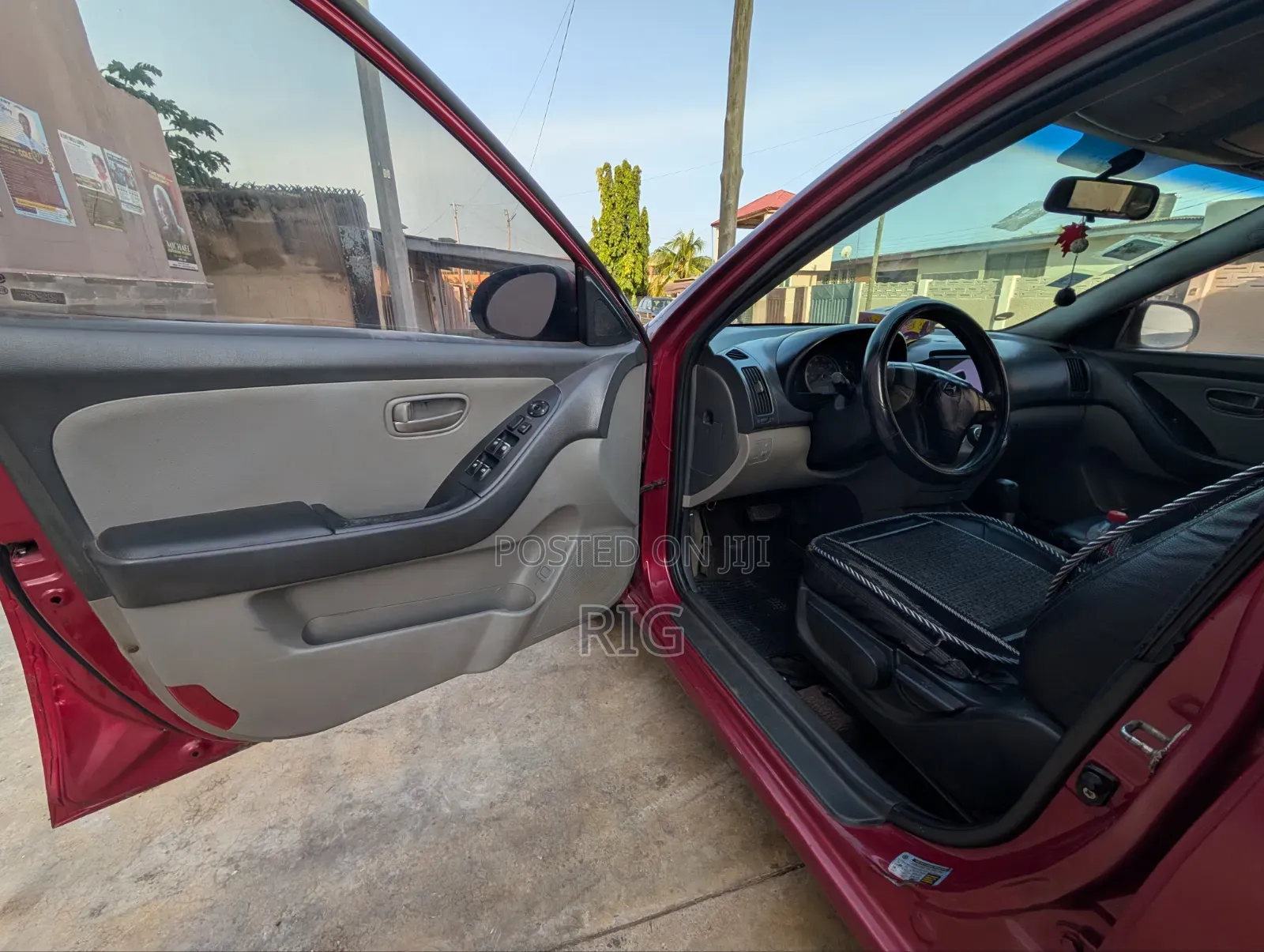 Hyundai Elantra 2008 Red