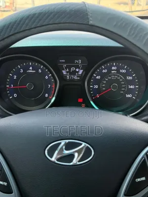 Hyundai Elantra Value Edition Sedan FWD (1.8L 4cyl 6A) 2016 Silver