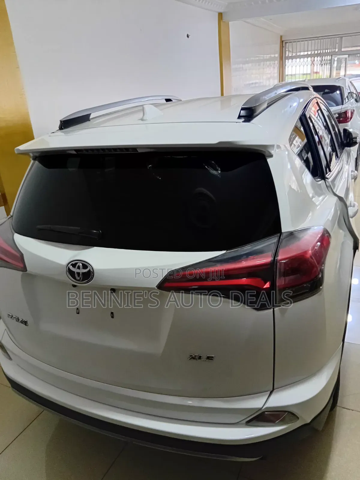 Toyota RAV4 2019 White