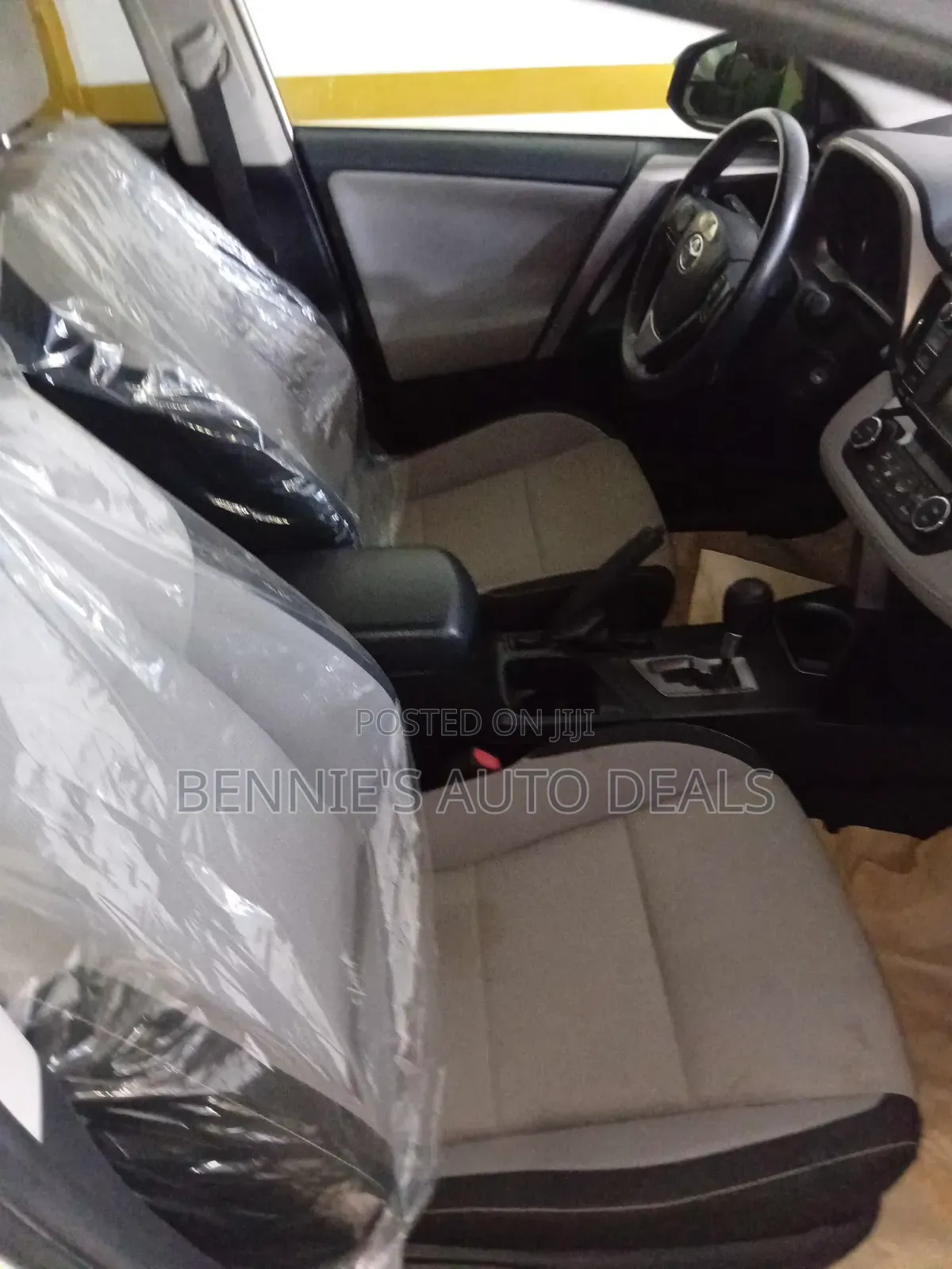 Toyota RAV4 2019 White