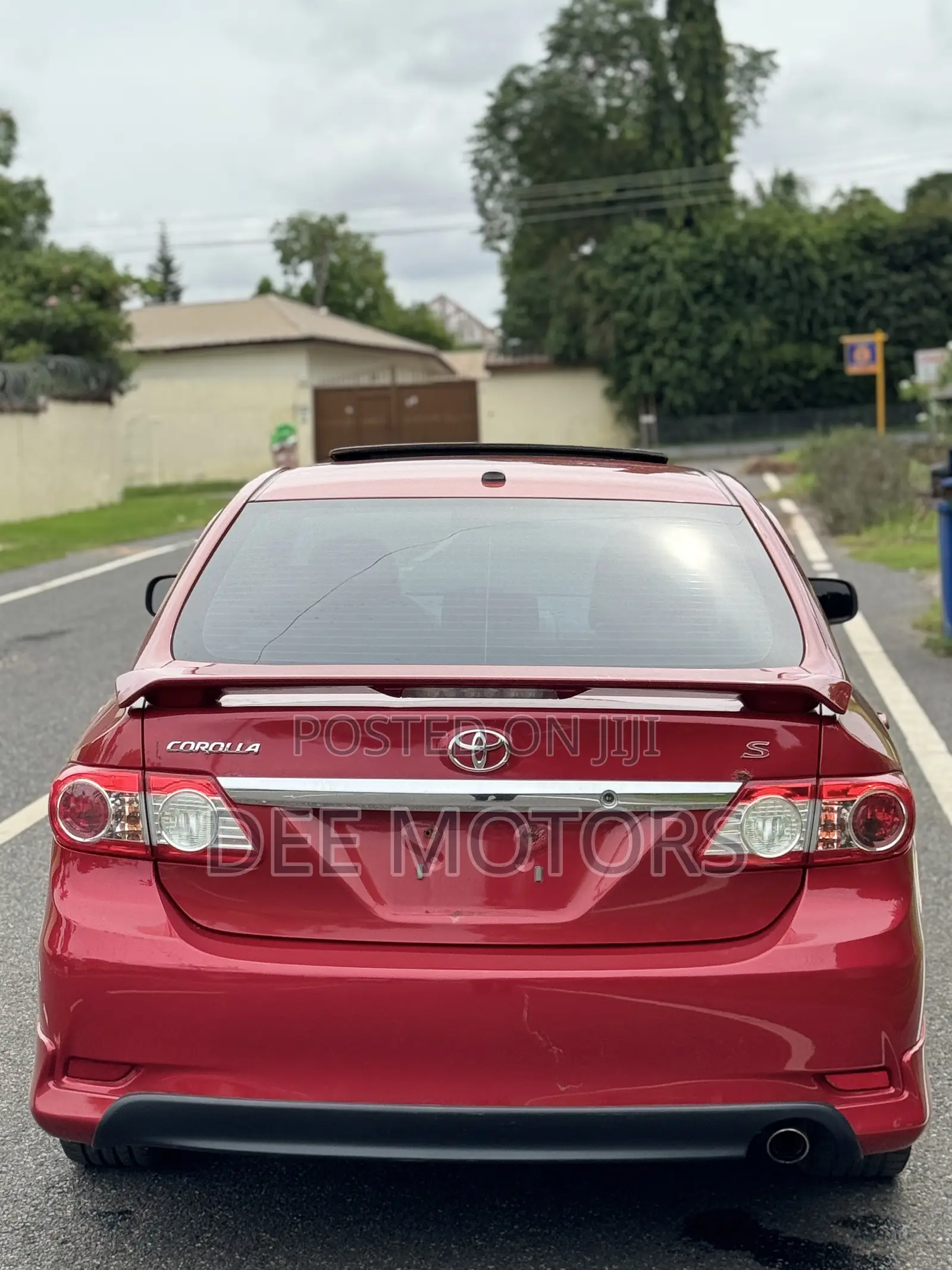 Toyota Corolla S 4dr Sedan (1.8L 4cyl 4A) 2013 Red