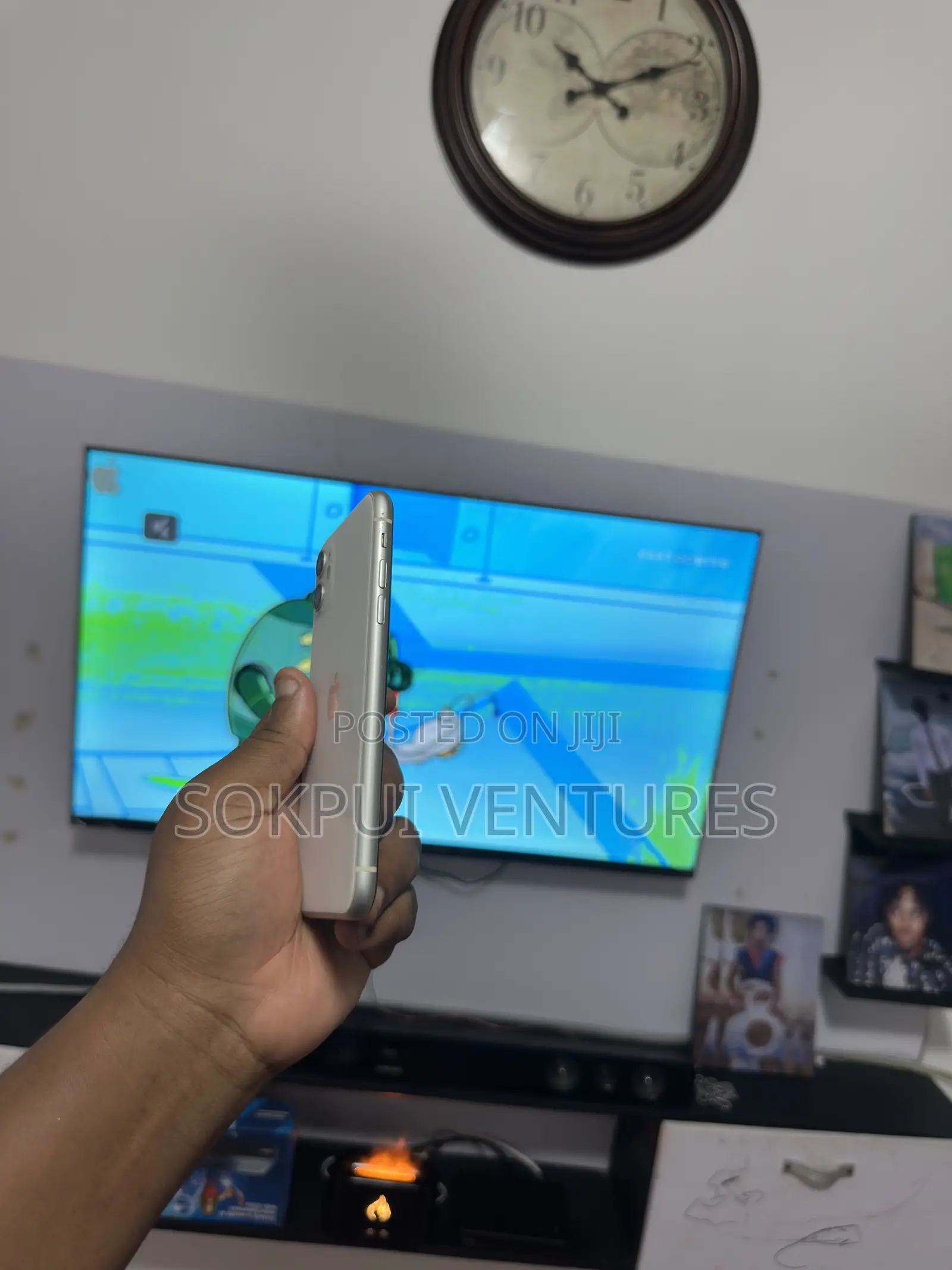 Apple iPhone 11 64 GB White