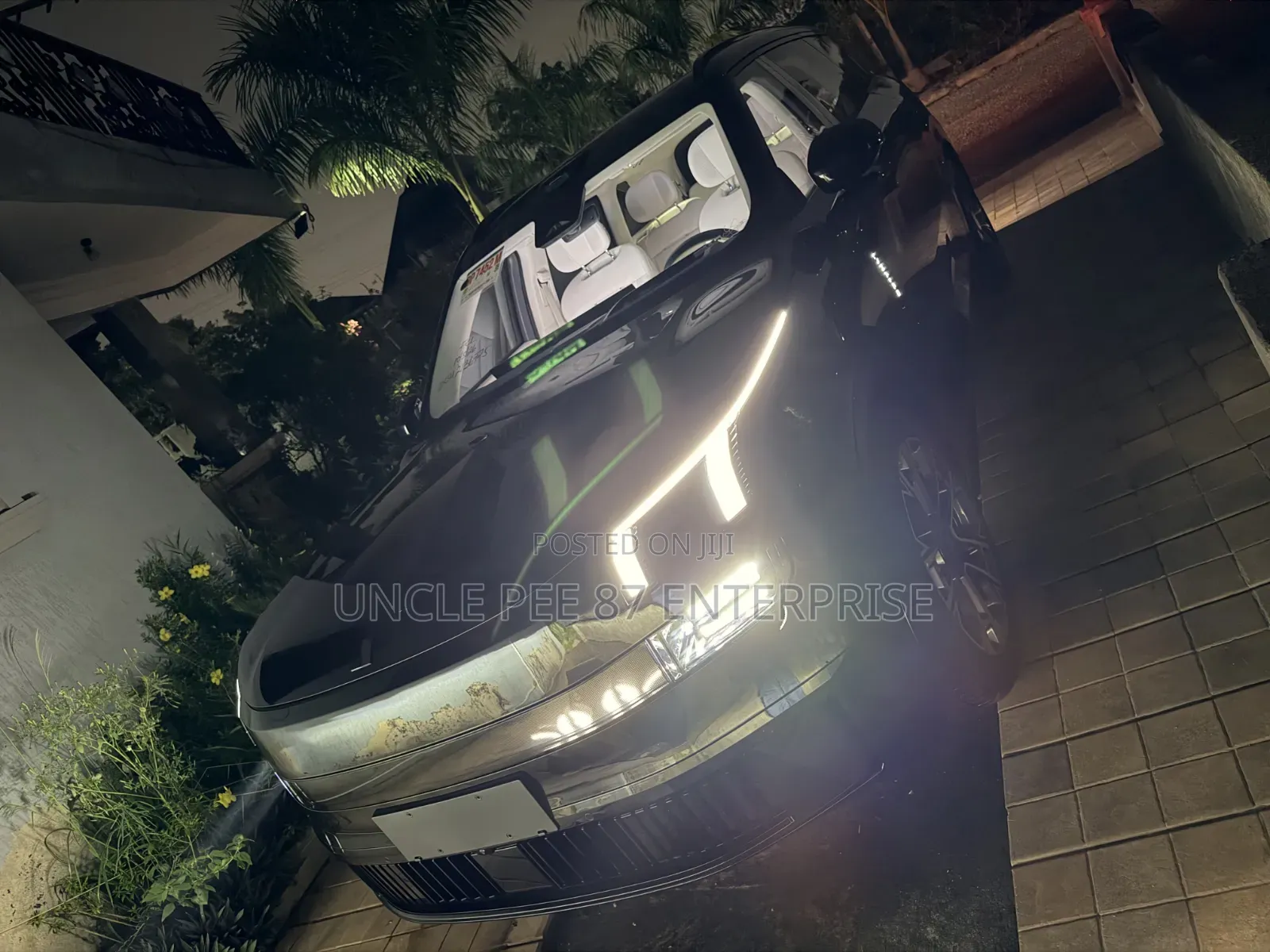 New Lynk & Co 900 2025 Black